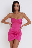 Vestido de cocktail curto de cocktail corset de cetim cetim sem alças e franzido corset fúcsia