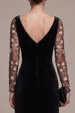 Vestido preto A-Line Sweetheart de mangas compridas em veludo Maxi com bordado