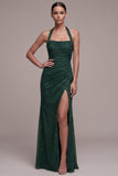 Vestido formal Maxi Verde Escuro com Cabeçada Verde Escura, Missangas e Franzidas