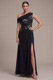 Vestido formal longo assimétrico com um ombro e franzido e vestido formal preto com aplicações