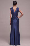 Vestido formal longo com decote em V, decote em V, com fenda frontal e bainha azul-marinho