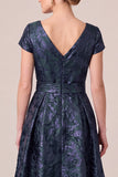 Vestido de mãe da noiva Jacquard de decote em V, decote em V, mangas longas de Mãe da Noiva, com faixa de laço