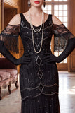 Vestido preto de ombro frio com lantejoulas com lantejoulas e tule dos anos 1920 com franjas