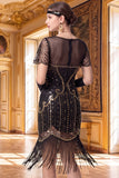 Vestido dos anos 1920 com bainha de damasco, decote em V, mangas curtas, lantejoulas
