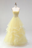 Vestido de baile amarelo Espartilho Pérolas sem alças Vestido longo de finalista com folhos e camadas