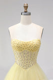 Vestido de baile amarelo Espartilho Pérolas sem alças Vestido longo de finalista com folhos e camadas