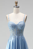 Espartilho azul claro, alças finas com contas transparentes, vestido de baile longo de cetim com fenda