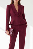 Fatos femininos Peplum de 2 peças Peplum de 2 peças em xale bordô com lapela