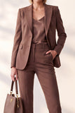 Fatos femininos com bolsos de lapela Coffee Peak