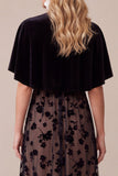Vestido Midi Preto de Veludo A-Line com gola redonda e capelet