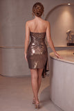 Vestido de cocktail Café Metalizado Bodycon Sem Alças e Franzidas, Curto