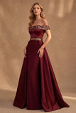Vestido formal longo de cetim em linha A bordô com lantejoulas
