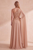 Vestido formal comprido de um ombro com missangas em chiffon caqui e capa