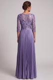 Vestido longo de mãe da noiva com decote bata roxo com decote em linha A, bordado plissado