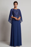 Vestido Mãe da Noiva comprido em chiffon, decote azul-marinho com decote em A, com mangas esvoaçantes