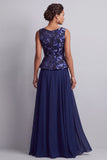 Vestido longo de mãe da noiva com gola de bateau azul marinho estampado em chiffon em linha A