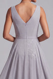 Vestido Mãe da Noiva, Vestido Midi Midi de Chiffon Cinzento Claro com Lantejoulas