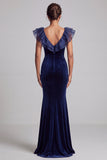 Vestido de Mãe da Noiva em veludo azul escuro em veludo em veludo em V, decote em V e folhos compridos