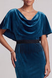 Vestido longo de mãe da noiva azul pavão com gola em forma de capuz, veludo comprido com franjas