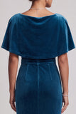 Vestido longo de mãe da noiva azul pavão com gola em forma de capuz, veludo comprido com franjas