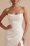 Vestido de noiva longo sem alças de cetim com capuz branco e capuz de bainha