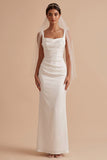 Vestido de noiva longo de decote quadrado, decote quadrado e franzido em cetim branco com capa