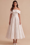 Vestido de Noiva Midi de renda de ombro caído em linha A branca