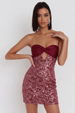 Vestido de cocktail curto cortado sem alças com Lantejoulas Borgonha Bodycon