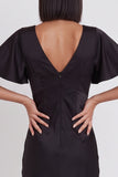 Vestido cocktail Midi de sereia de cetim preto com decote em V, mangas esvoaçantes