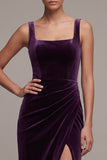Vestido longo de veludo longo com decote quadrado, decote de ameixa e fenda