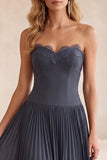Vestido de convidado de casamento pregueado, plissado e sem alças, em chiffon cinzento-azul, com renda