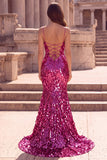 Vestido de baile de finalistas com alças finas com alças finas e sereia fúcsia brilhante