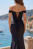Vestido de Baile Longo Preto com Ombro a Ombro Apliques e Lantejoulas