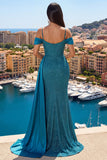Vestido de baile de ombros frios com serpentina brilhante em azul-esverdeado