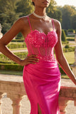 Vestido de Baile de Finalistas Longo com Espartilho de Sereia com Missangas Florais Fúcsia