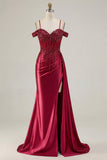 Vestido de Baile Longo com Ombro à Vista em Borgonha Brilhante e Capa