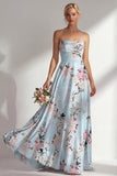 Vestido de dama de honor azul floral sem alças estampado
