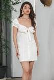 Bainha de peito único renda-up vestido branco pequeno com mangas puff