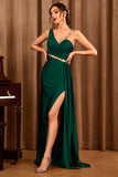 Vestido de baile longo verde escuro assimétrico com fenda