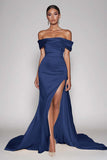Vestido de Baile com Fenda Cabernet Fora do Ombro Cetim Longo