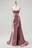 Vestido de Baile Longo com Alças Finas e Apliques em Champanhe