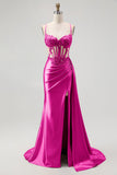 Vestido de Baile Longo com Alças Finas e Apliques em Champanhe