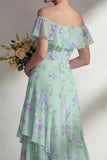 Vestido longo de dama de honor verde A Line A Strip Estampado Floral com folhos