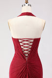 Vestido de baile comprido com renda de sereia vermelho escuro com contas e fenda