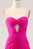 Fuchsia Uma linha querida plissado Keyhole longo vestido de baile com fenda