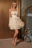 Amarelo bonito A Line Halter Tiered Short Tulle Homecoming Dress