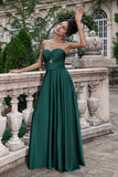 Verde escuro Uma linha querida plissado Keyhole longo vestido de dama de honra