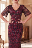 Vestido dos anos 1920 com lantejoulas em forma de bainha bordô com decote em V e conjunto de acessórios de 5 peças