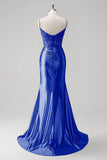 Vestido de Baile Comprido Sereia Verde Brilhante com Aplicações de Missangas e Fenda