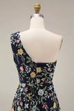 Vestido de Cerimónia Longo Floral Malva com Um Ombro e Fenda